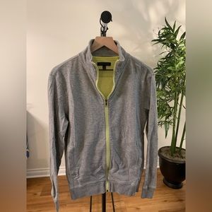 Full size gray sweatshirt with neon yellow trim zipper banana republic